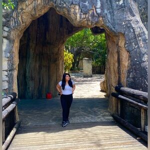 Meet your Posher, Lupita